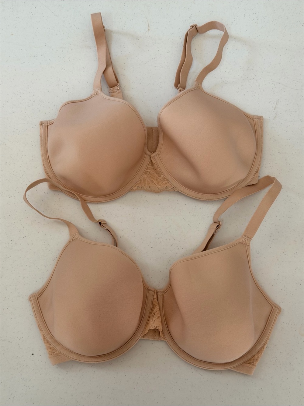 Bali Breathe Bra Lot of 2 Underwire T-Shirt Bras 38D Beige Tan Lace DF7592